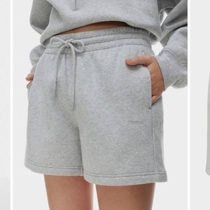 Aritzia Cozy Fleece Boyfriend Sweatshorts